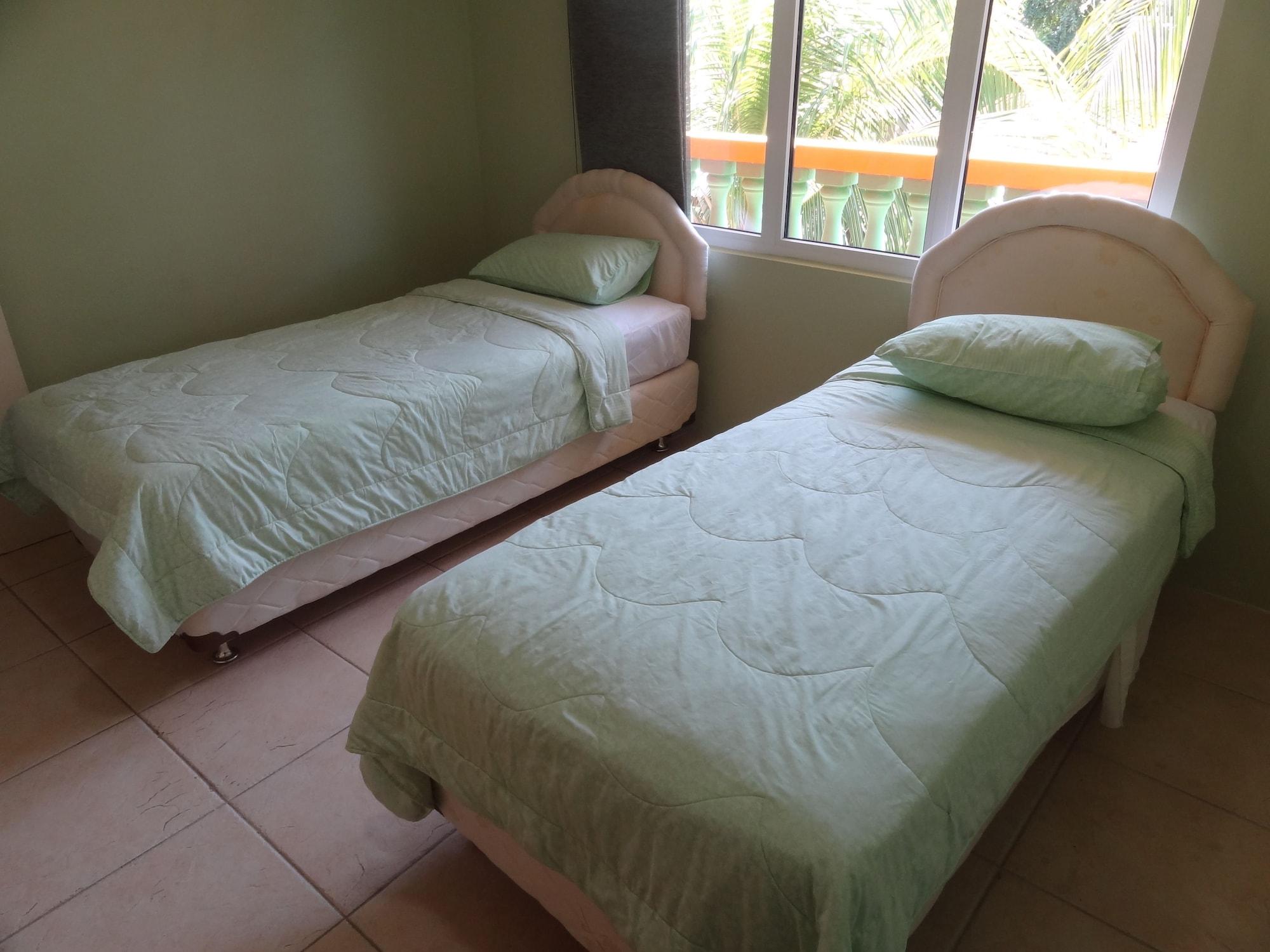 Del Rey Apartments Aruba Eksteriør bilde